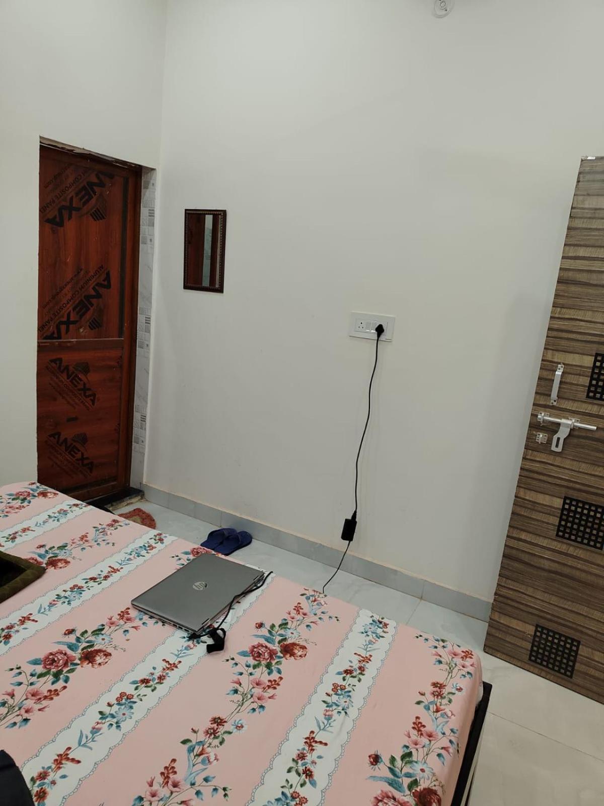 Rudra Prabha Guest House Ayodhya Exterior photo